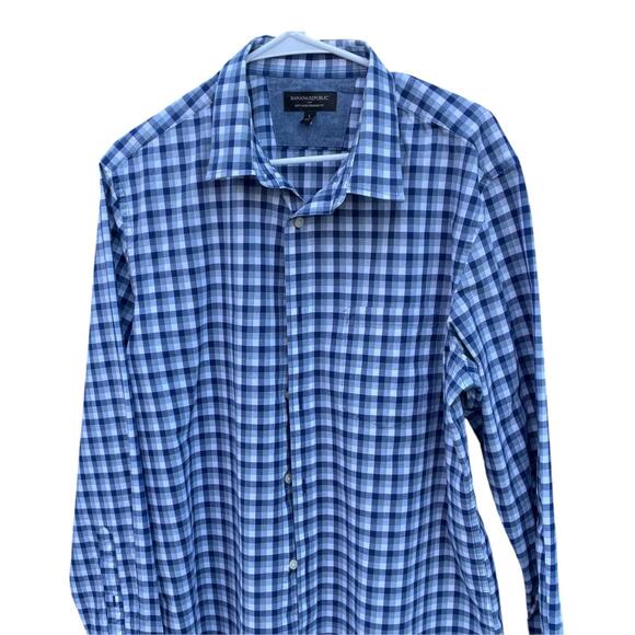Banana Republic Other - Banana Republic Men’s L Button Down Shirt Blue Check Soft-Wash Standard Fit Exce